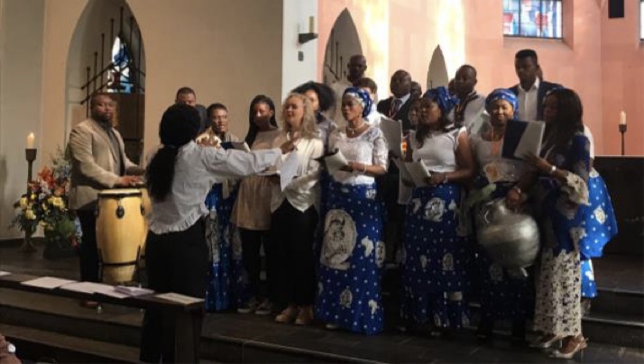 Cummunity_Choir_Leverk.jpg